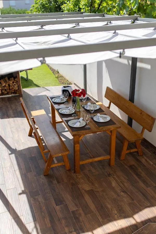 Apartments Vranjic Trogir